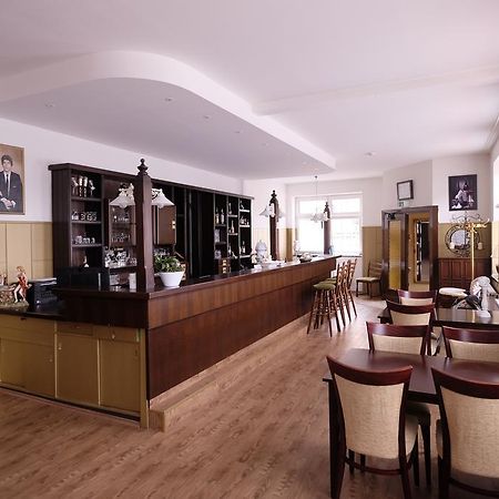 Hotel Gruener Kranz 伦茨堡 外观 照片