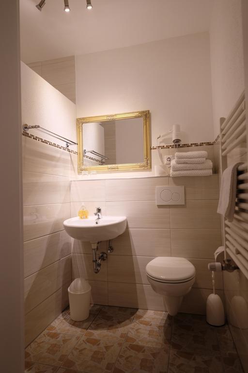 Hotel Gruener Kranz 伦茨堡 客房 照片